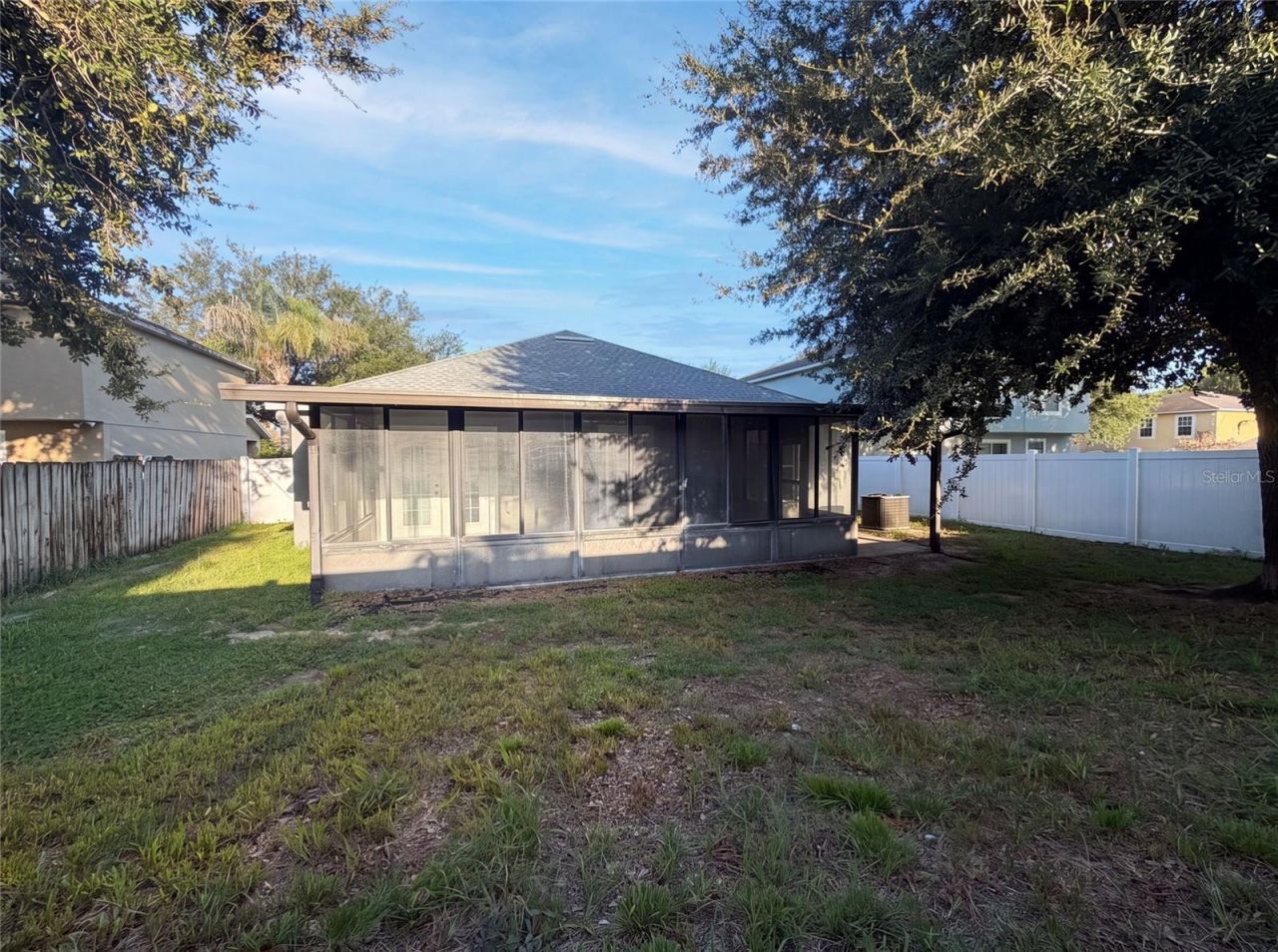 106 Cabrillo Drive , Groveland, FL 34736 Photo