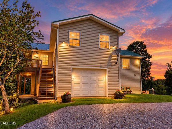 1225 Paradise Lane, Dandridge, TN 37725
