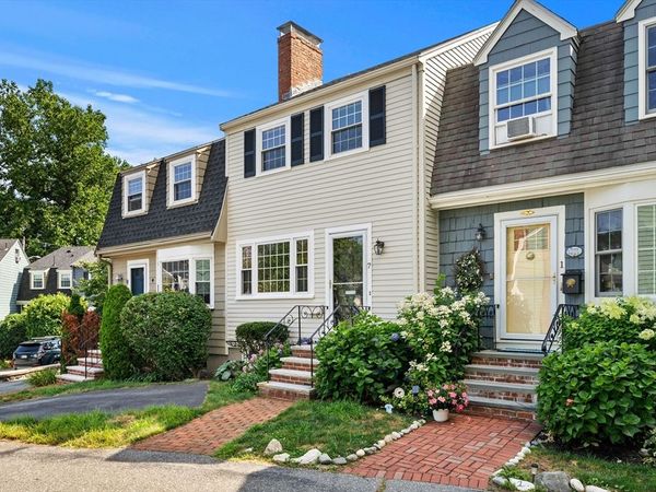 7 Bradford Court, Marblehead, MA 01945