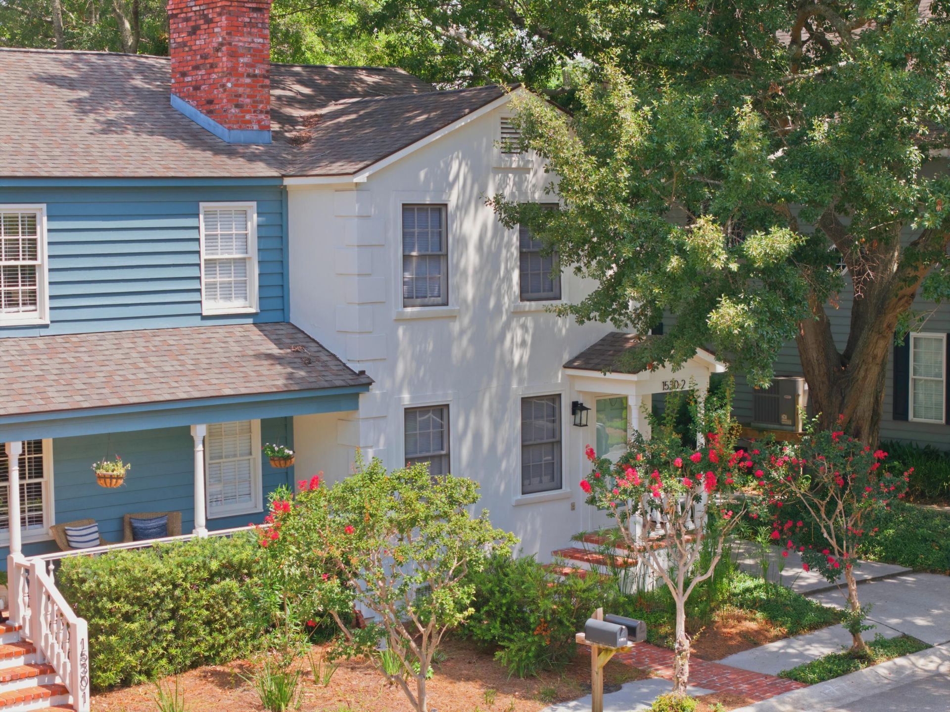 1530 Village Square Photo 11