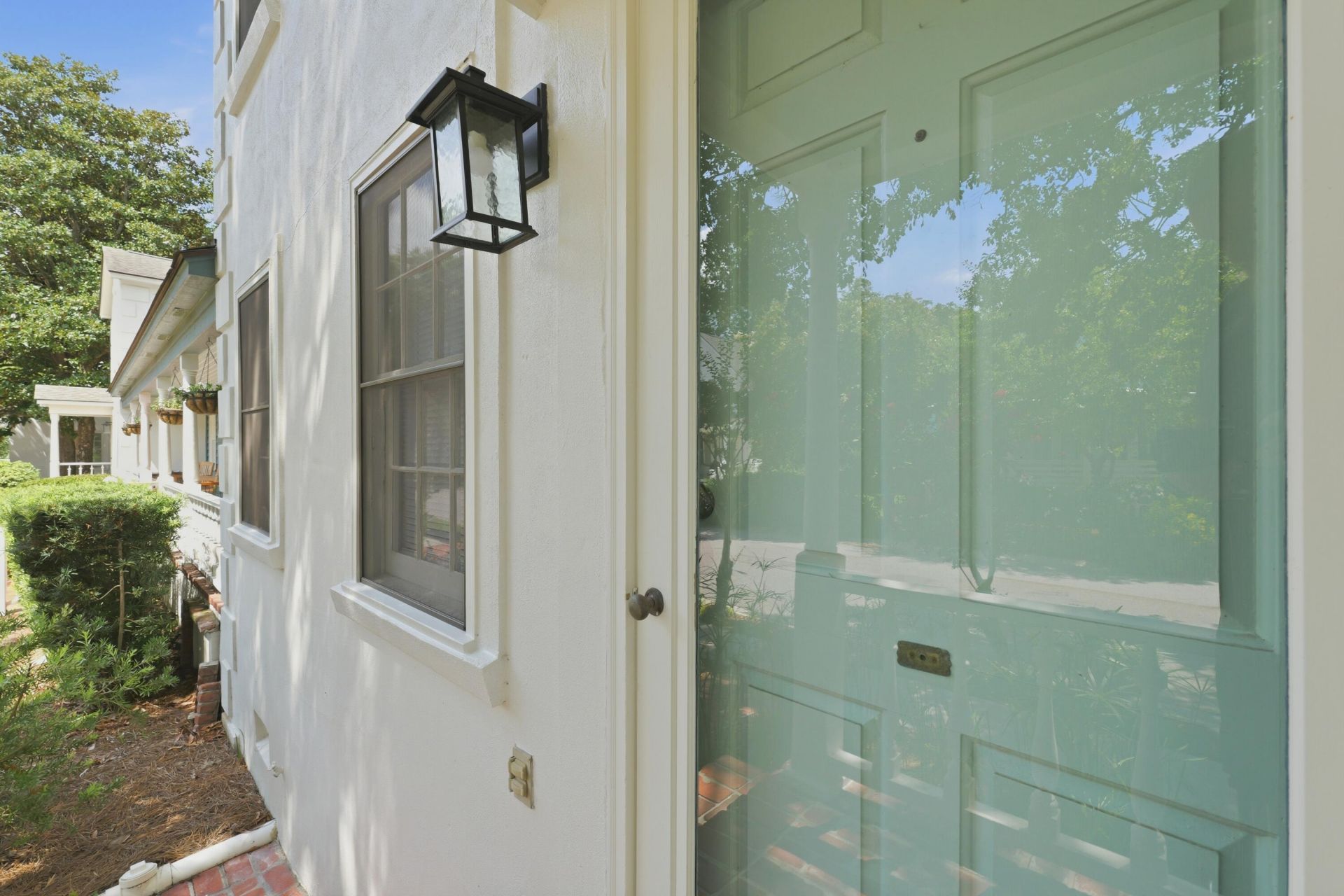 1530 Village Square Photo 22