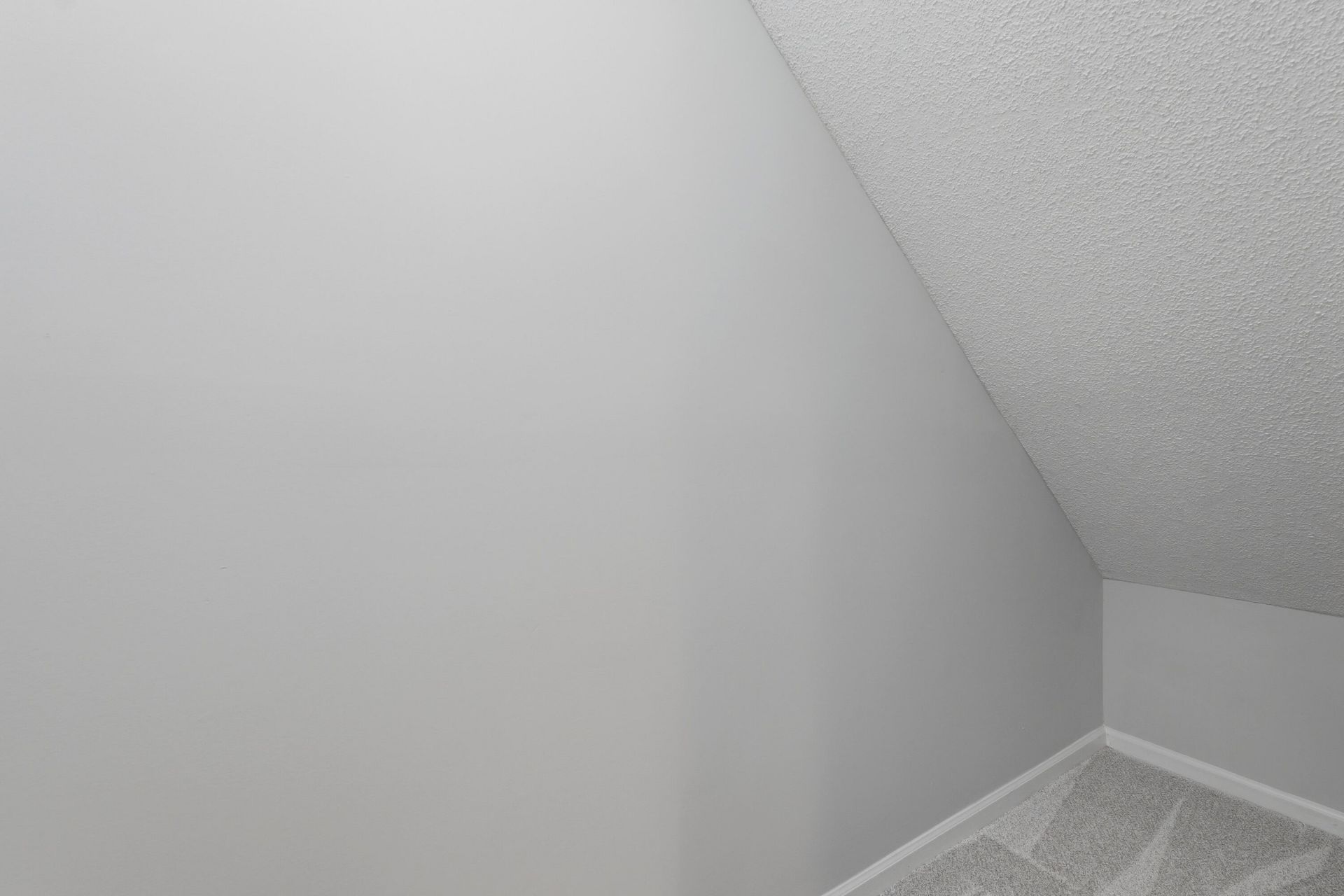 1530 Village Square Photo 35