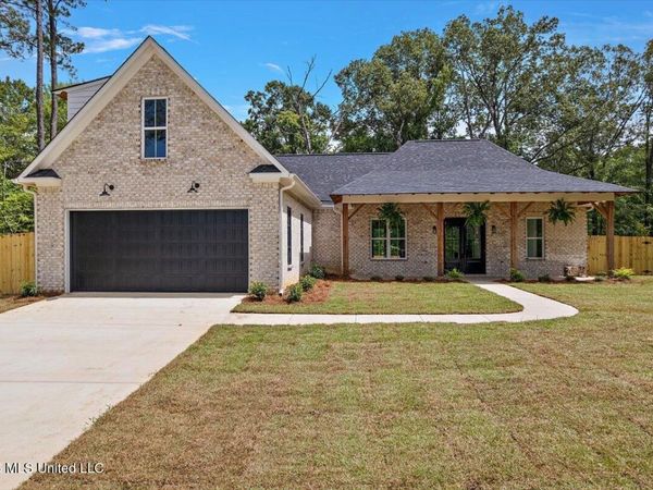 704 Sartoris Court, Terry, MS 39170
