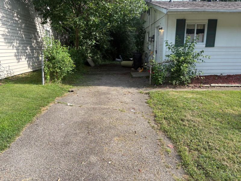 2505 Wenning Road, Springfield Twp., OH 45231 Photo 2