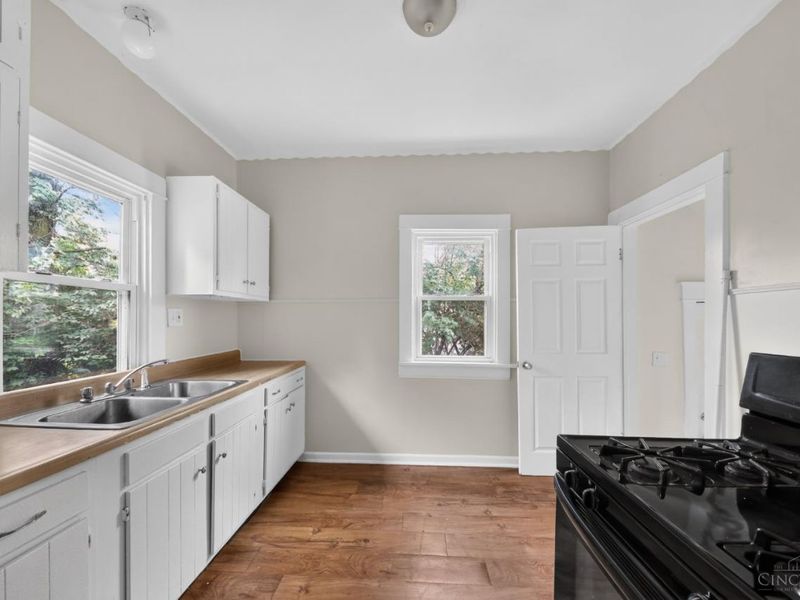 2717 W North Bend Road, Cincinnati, OH 45239 Photo 11