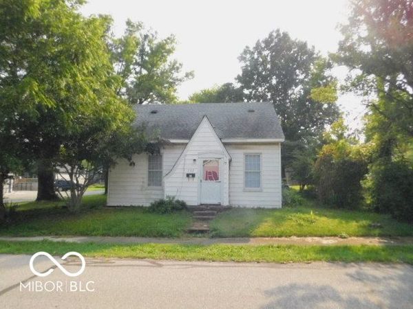 323 N Desart Street, Brazil, IN 47834