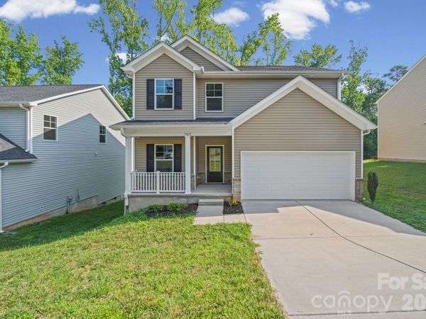 7813 E Lane Drive, Charlotte, NC 28212