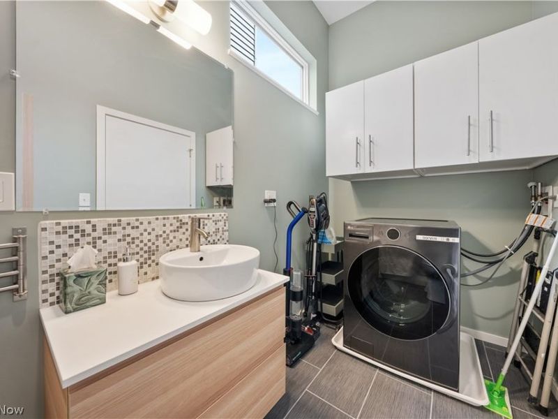 2509 Thurman Avenue , Cleveland, OH 44113 Photo 23