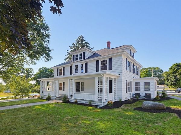 163 Prospect St, Unit 163, Wakefield, MA 01880