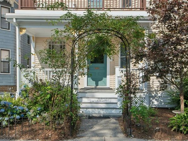 42 Wyman St, Unit 3, Boston, MA 02130