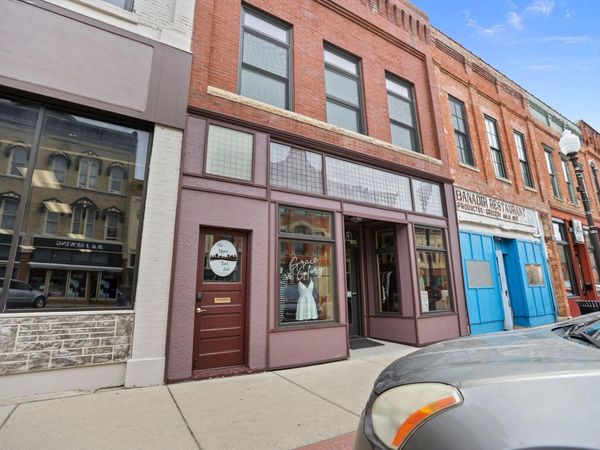 213 Central Avenue N, Faribault, MN 55021