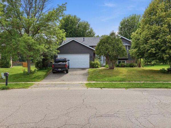 17373 Glencoe Avenue , Lakeville, MN 55044