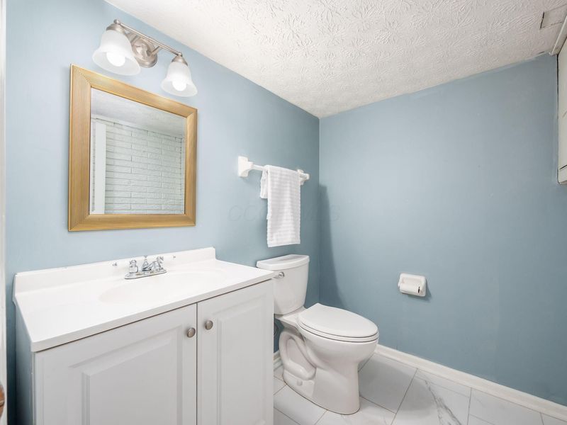 1731 Arlingate Drive S, Columbus, OH 43220 Photo 31