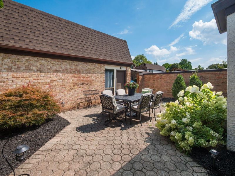 1731 Arlingate Drive S, Columbus, OH 43220 Photo 38