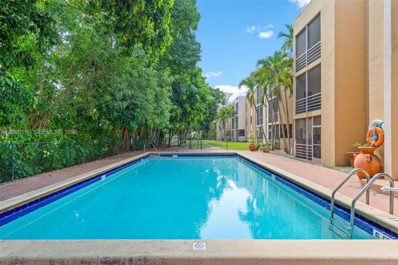15888 SW 95th Ave, Unit 317, Miami, FL 33157 Photo