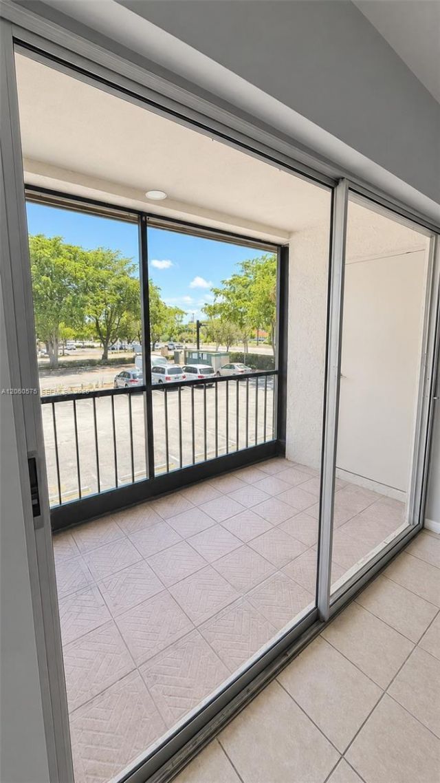 4168 NW 90th Ave , Unit 205, Coral Springs, FL 33065 Photo