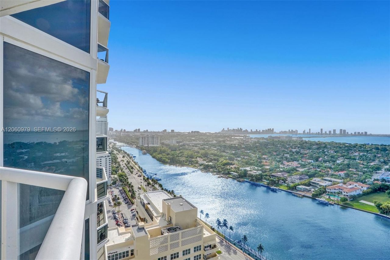 4775 Collins Ave, Unit 3007, Miami Beach, FL 33140 Photo