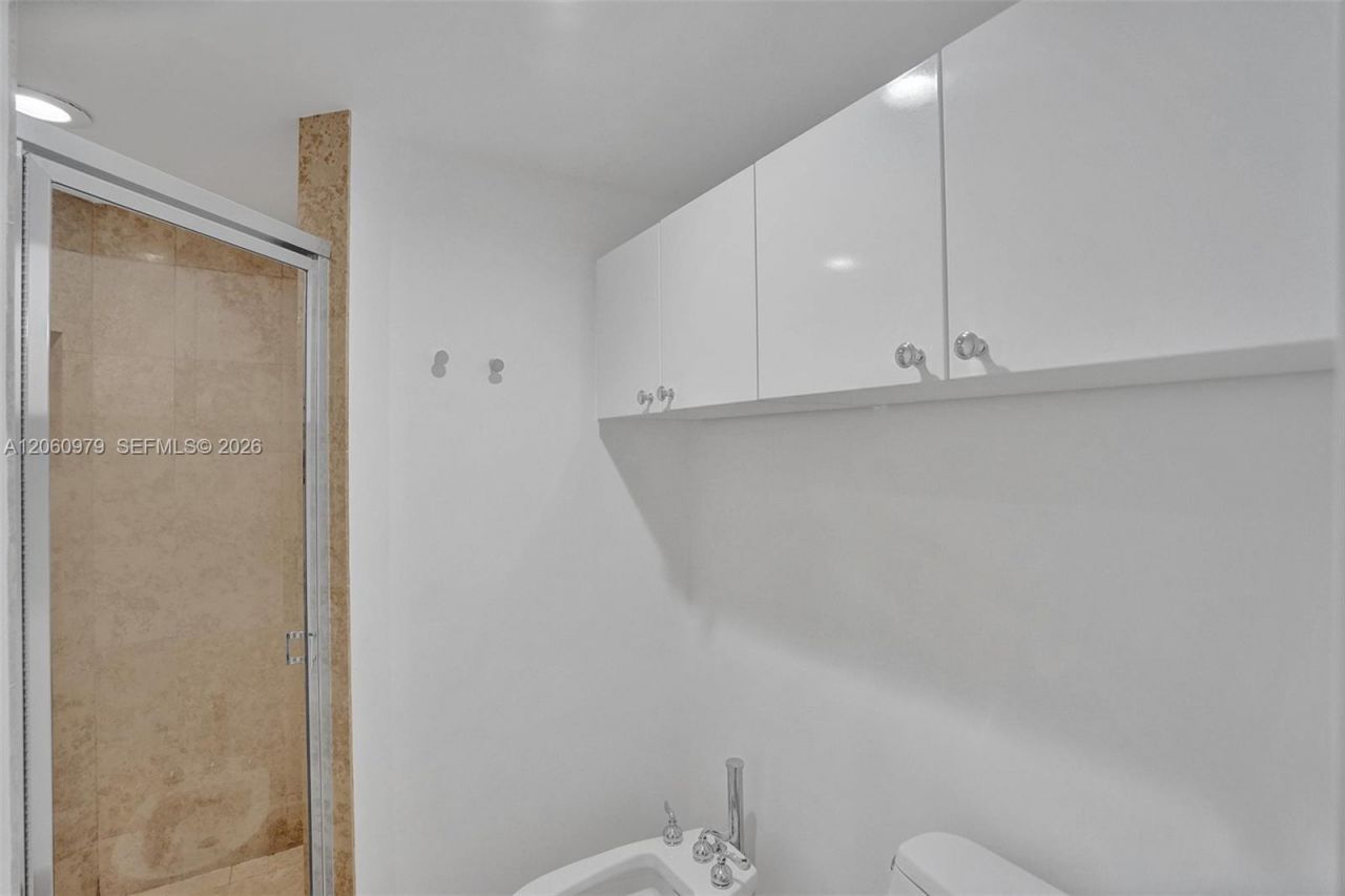 4775 Collins Ave, Unit 3007, Miami Beach, FL 33140 Photo