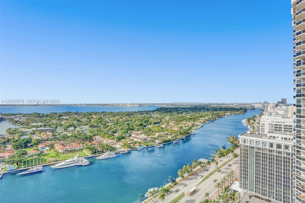 4775 Collins Ave, Unit 3007, Miami Beach, FL 33140 Photo