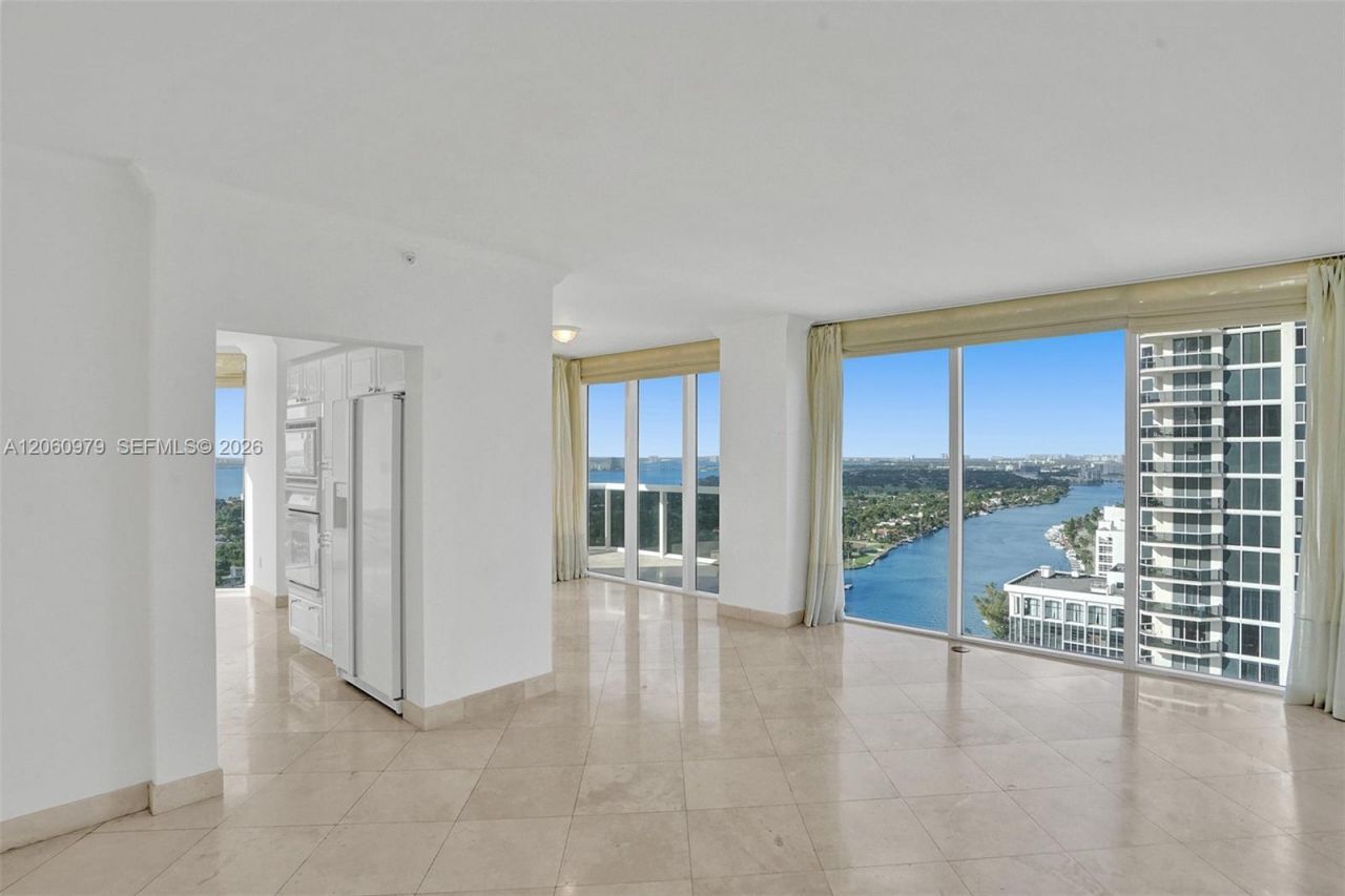 4775 Collins Ave, Unit 3007, Miami Beach, FL 33140 Photo