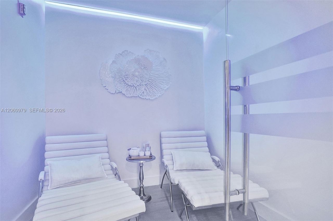 4775 Collins Ave, Unit 3007, Miami Beach, FL 33140 Photo
