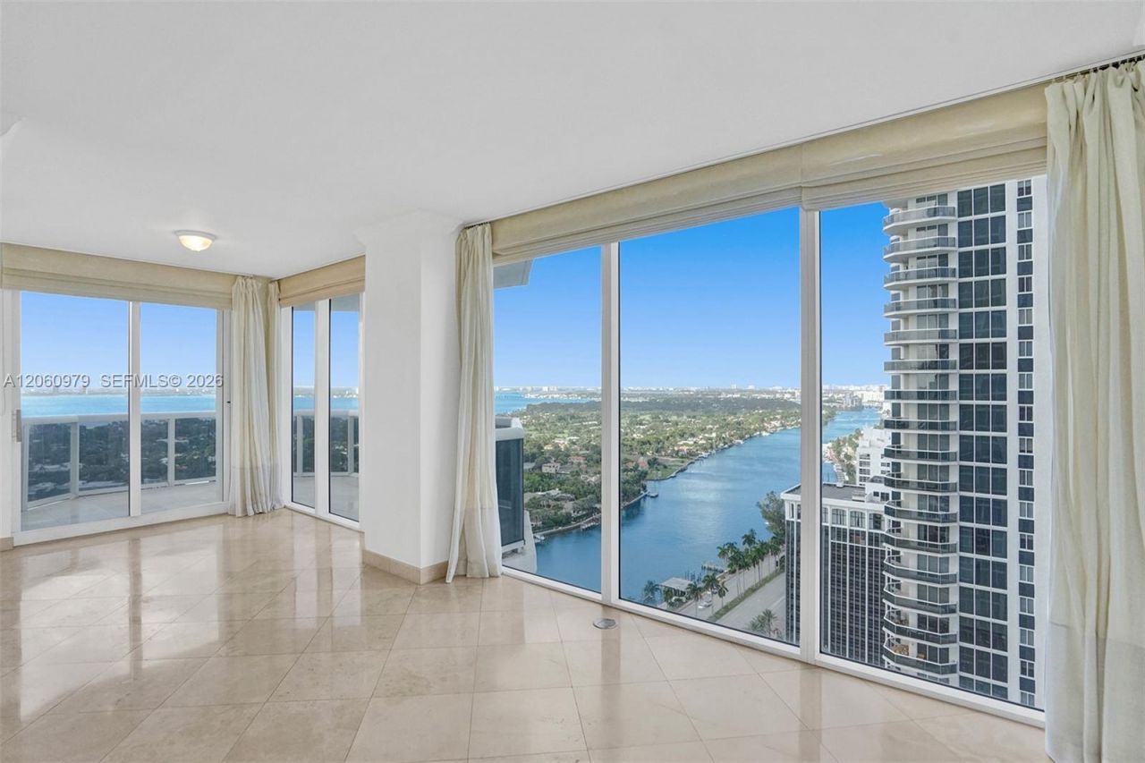 4775 Collins Ave, Unit 3007, Miami Beach, FL 33140 Photo
