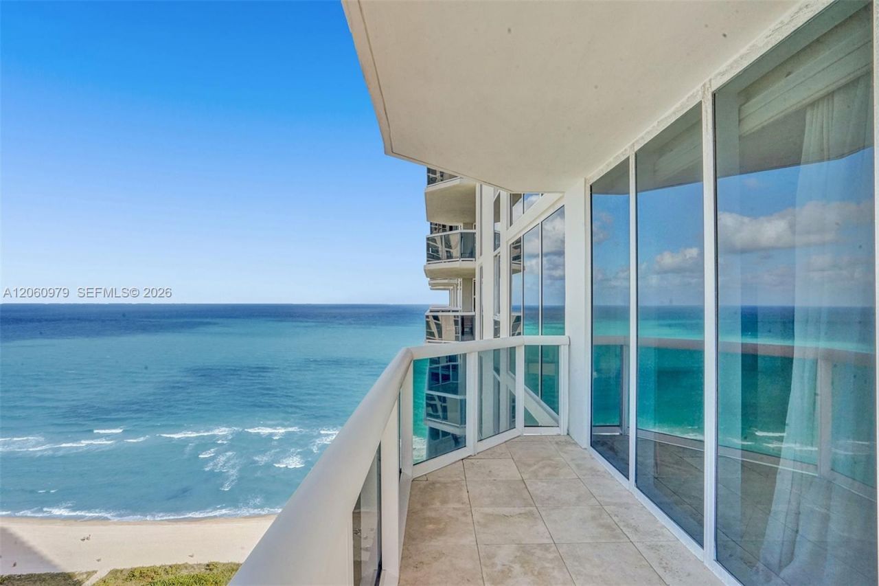 4775 Collins Ave, Unit 3007, Miami Beach, FL 33140 Photo