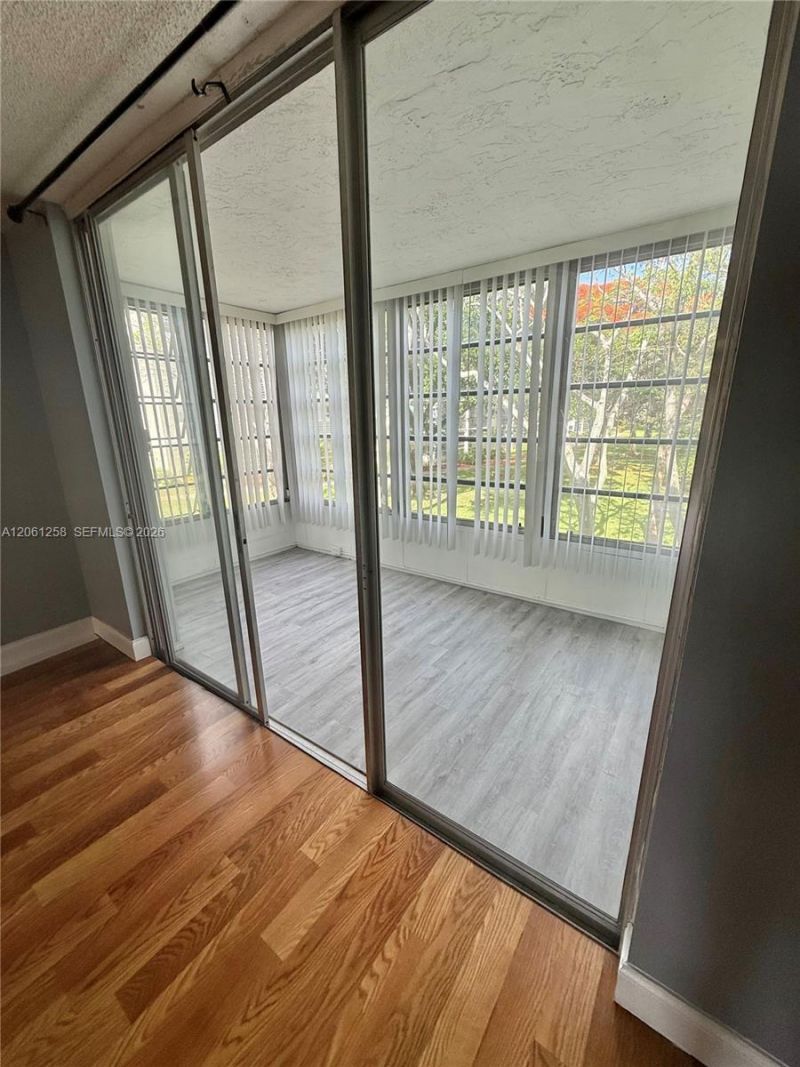 3001 NW 48th Ave, Unit 244, Lauderdale Lakes, FL 33313 Photo