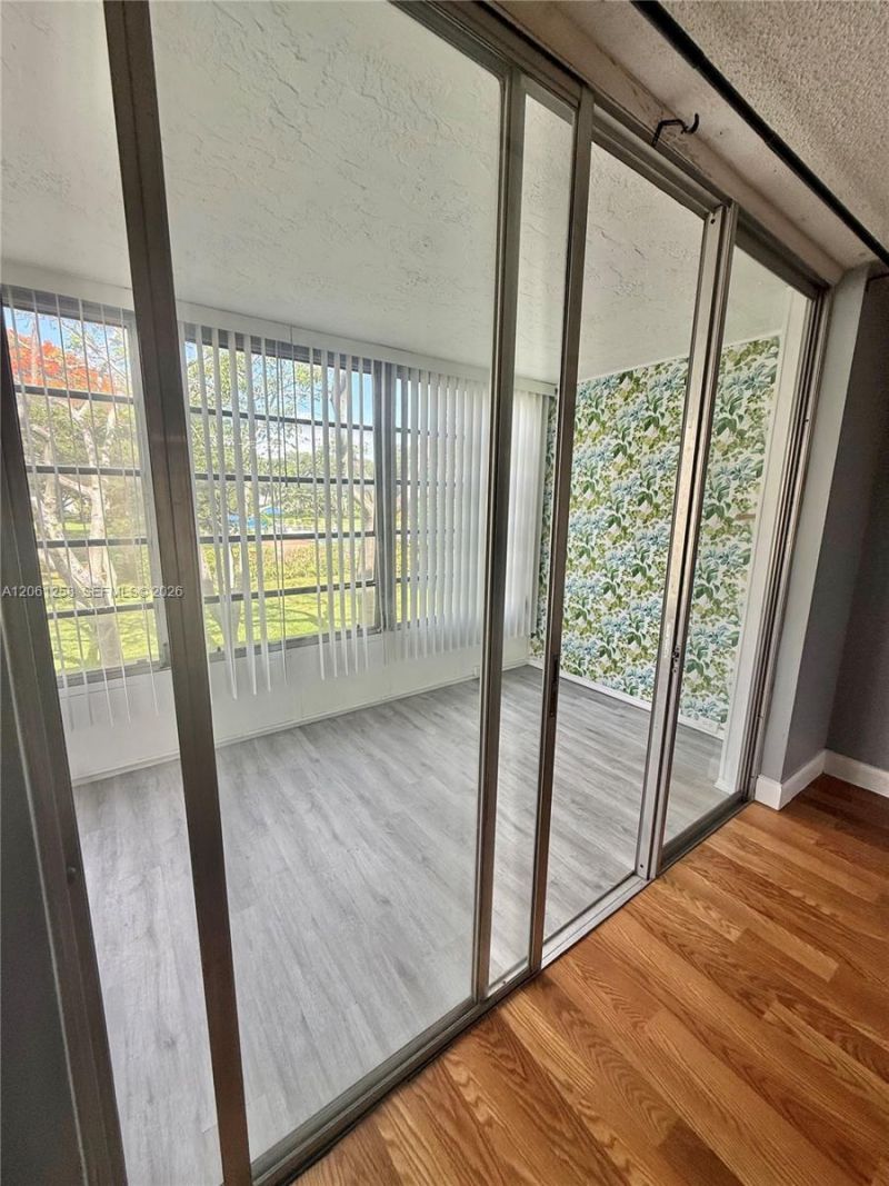 3001 NW 48th Ave, Unit 244, Lauderdale Lakes, FL 33313 Photo