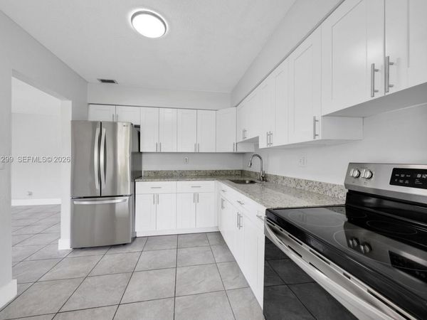 510 SE 12th Ct , Unit 6, Fort Lauderdale, FL 33316
