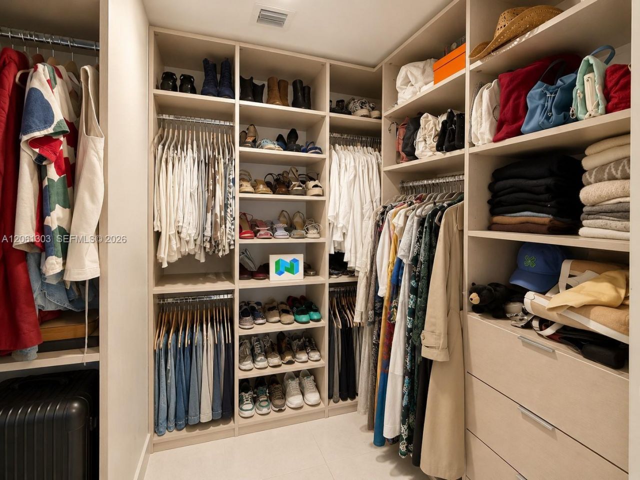 700 NE 24th St, Unit 3004, Miami, FL 33137 Photo