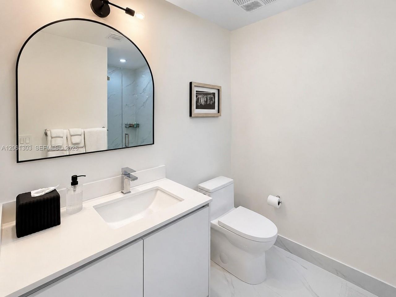 700 NE 24th St, Unit 3004, Miami, FL 33137 Photo