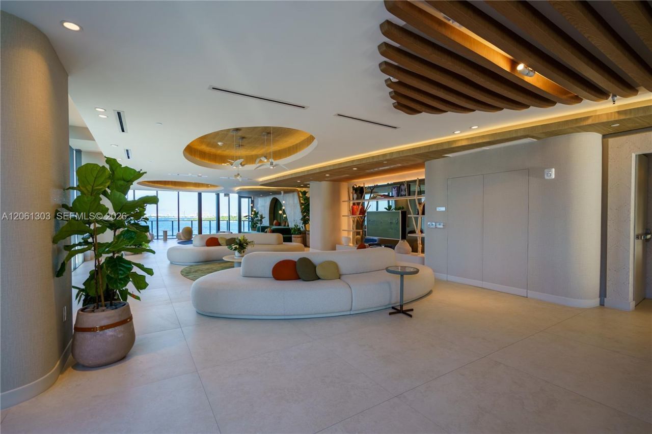 700 NE 24th St, Unit 3004, Miami, FL 33137 Photo