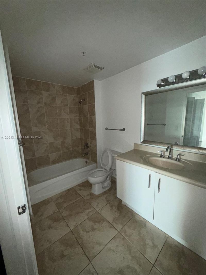 7910 Harbor Island, Unit 510, North Bay Village, FL 33141 Photo