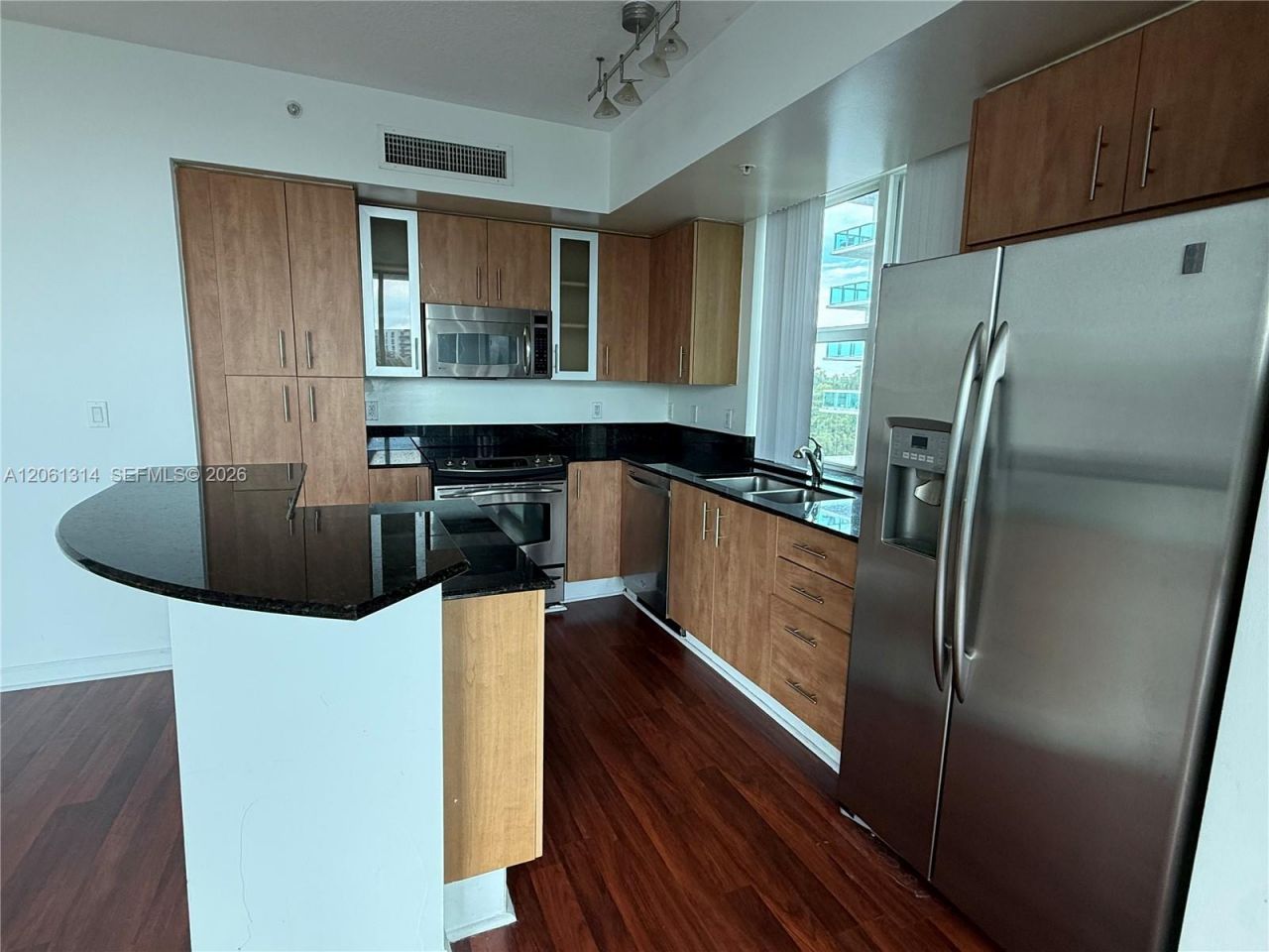 7910 Harbor Island, Unit 510, North Bay Village, FL 33141 Photo