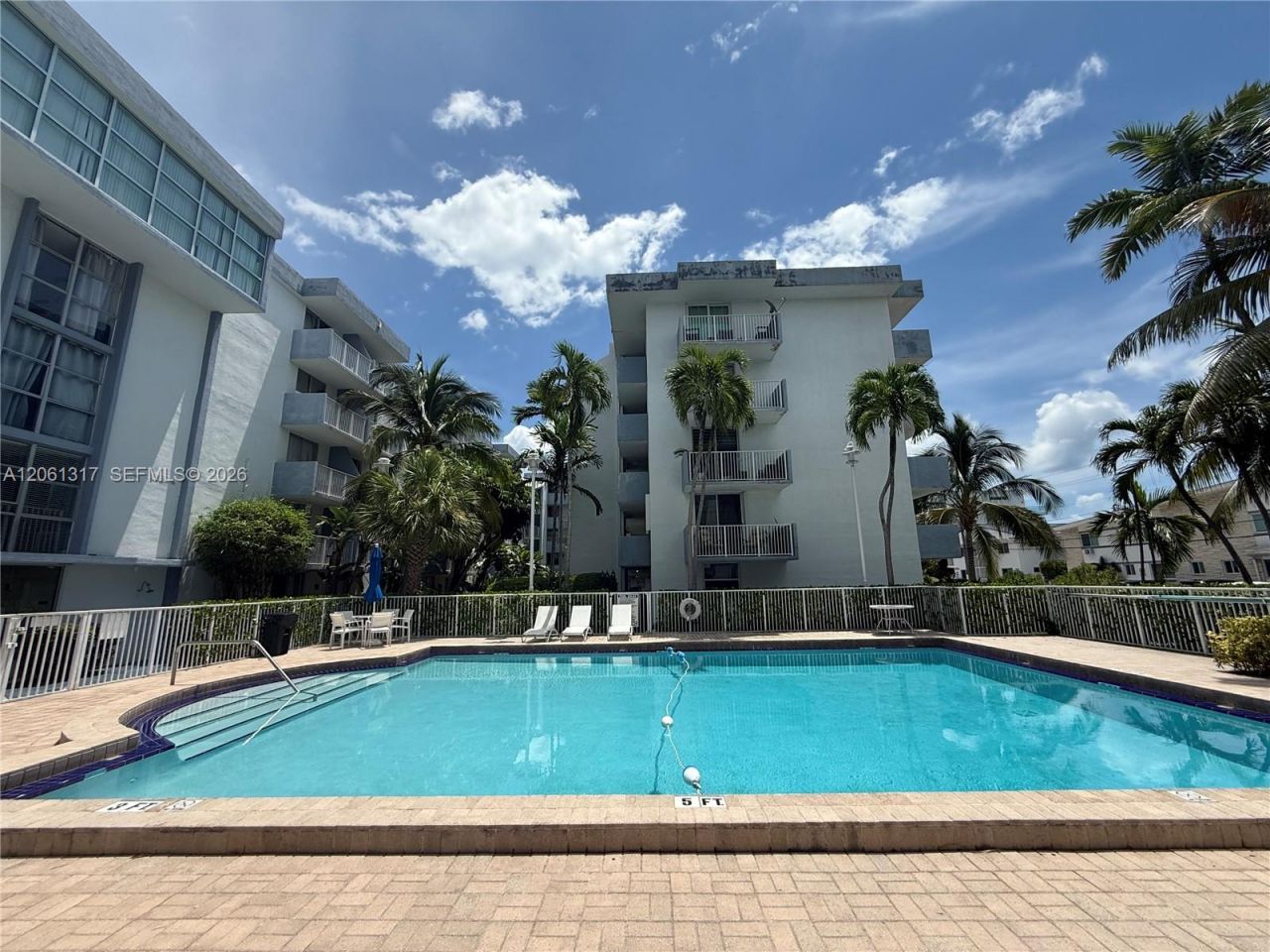 1801 S Treasure Dr, Unit 115, North Bay Village, FL 33141 Photo