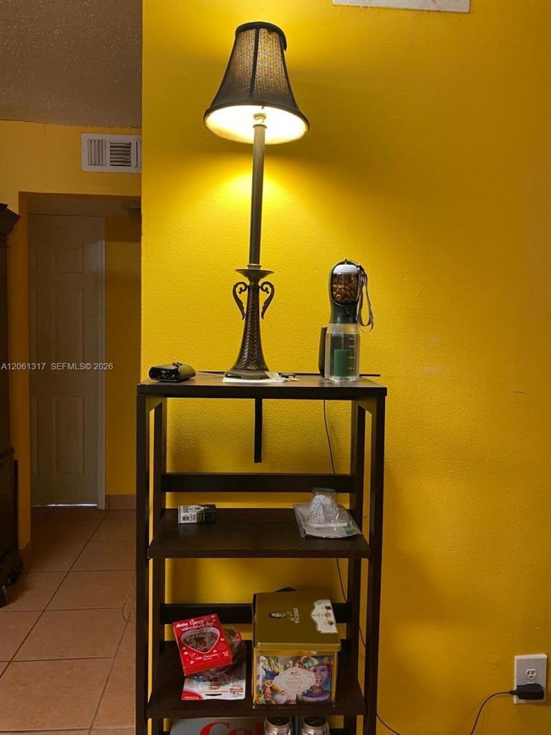 1801 S Treasure Dr, Unit 115, North Bay Village, FL 33141 Photo