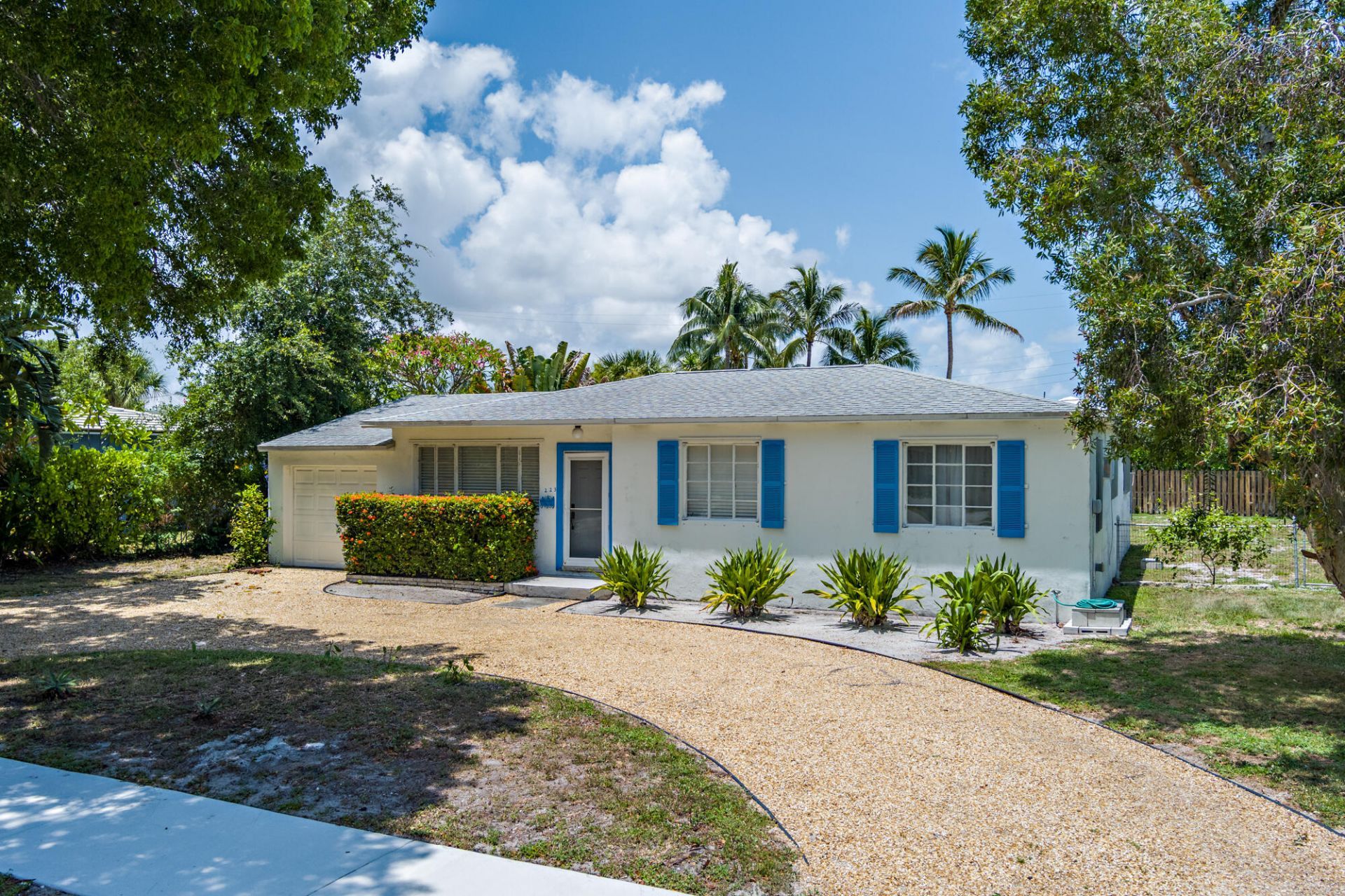 223 Ashworth Street, West Palm Beach, FL 33405 Photo