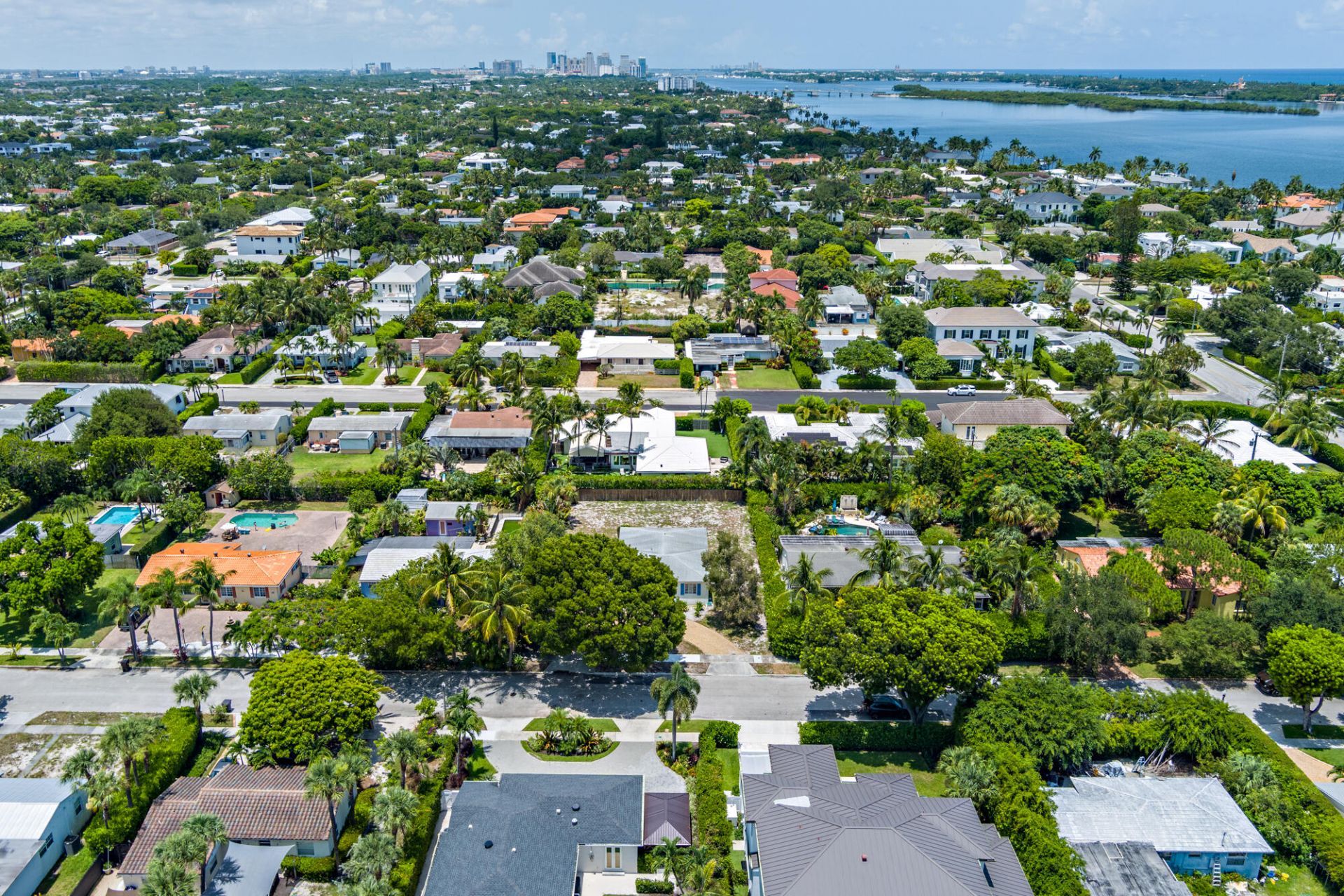 223 Ashworth Street, West Palm Beach, FL 33405 Photo