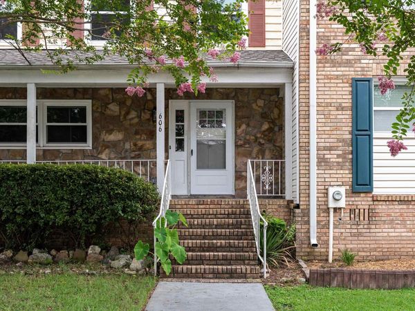 606 CAHABA MANOR LANE, PELHAM, AL 35124