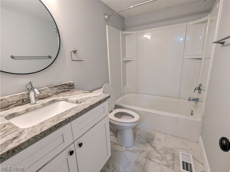 6920 Carriage Hill Drive , Unit 104, Brecksville, OH 44141 Photo 18