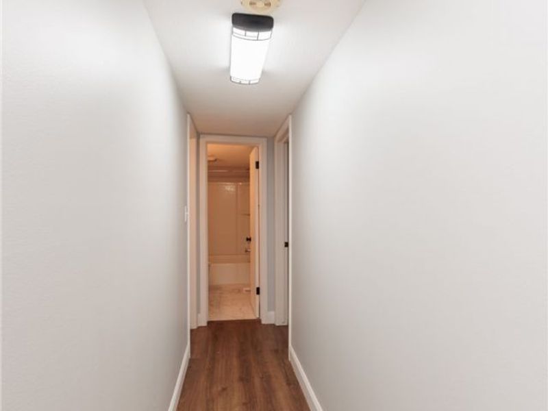 6920 Carriage Hill Drive, Unit 104, Brecksville, OH 44141 Photo 19