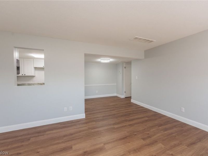 6920 Carriage Hill Drive, Unit 104, Brecksville, OH 44141 Photo 6