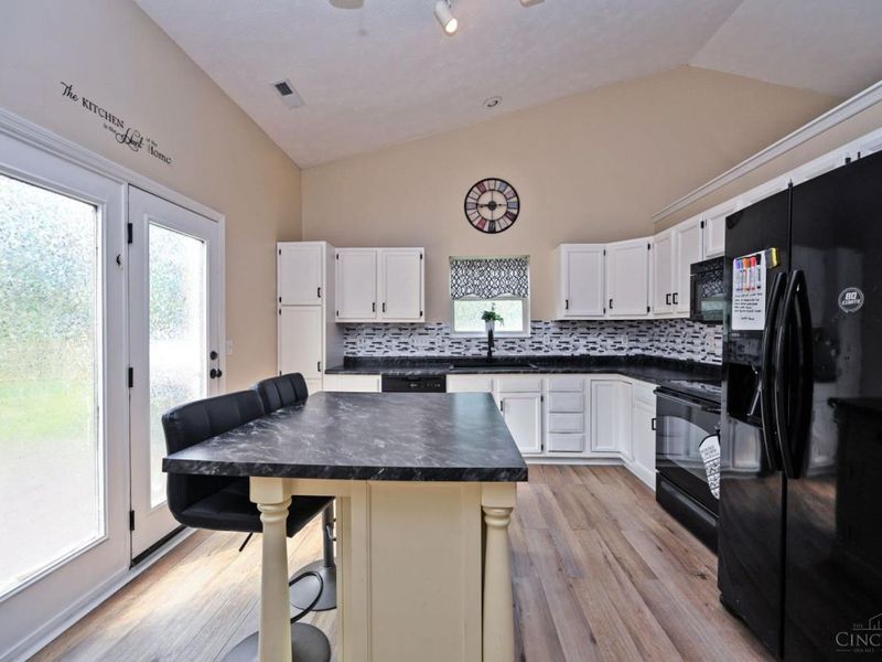 60 Robin Way, Pierce Twp, OH 45102 Photo 12