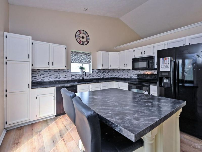 60 Robin Way, Pierce Twp, OH 45102 Photo 13