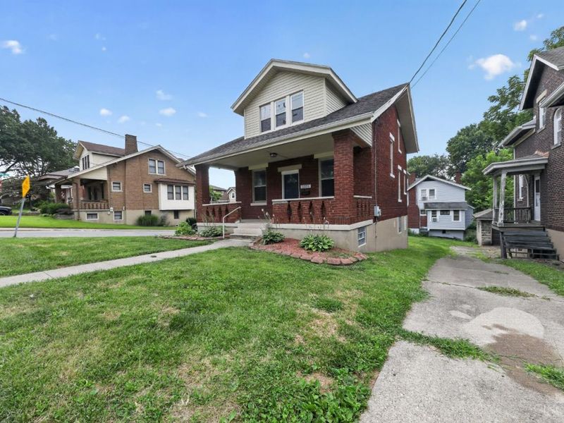 3223 Montana Avenue, Cincinnati, OH 45211 Photo 1