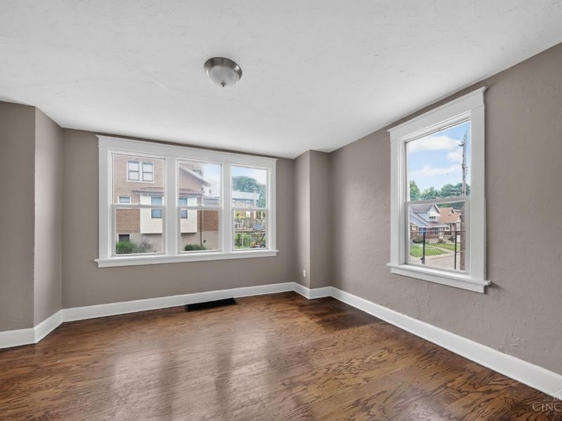 3223 Montana Avenue, Cincinnati, OH 45211 Photo 11