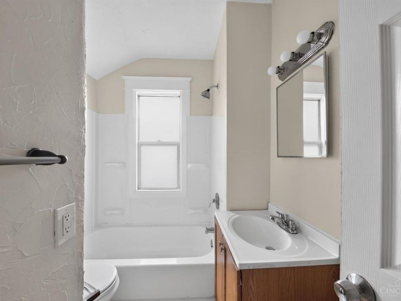 3223 Montana Avenue, Cincinnati, OH 45211 Photo 19