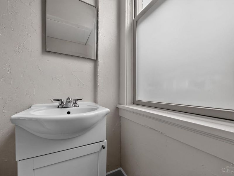 3223 Montana Avenue, Cincinnati, OH 45211 Photo 22