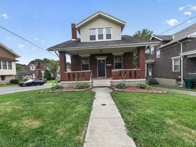 3223 Montana Avenue, Cincinnati, OH 45211 Photo 4